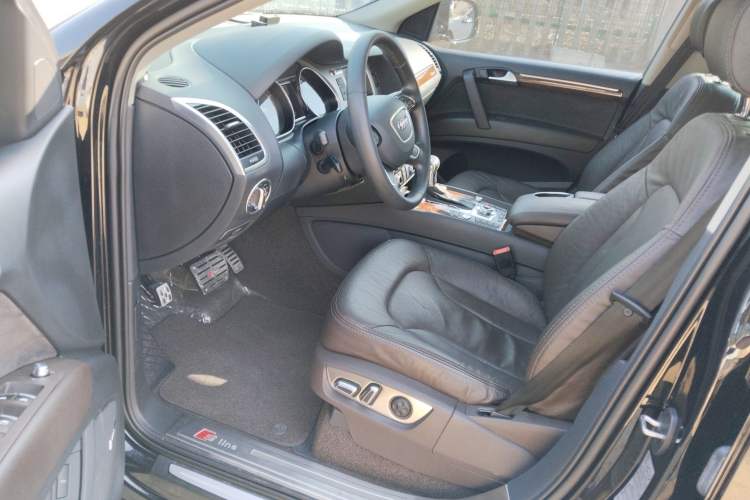 Used Audi Q7 2015 40 TFSI Collector's Edition
