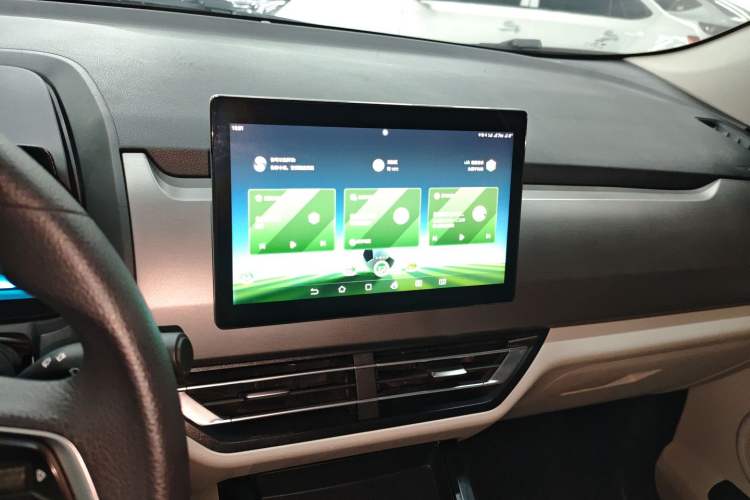 Used BYD Yuan Pro 2023 401KM Luxury Version
