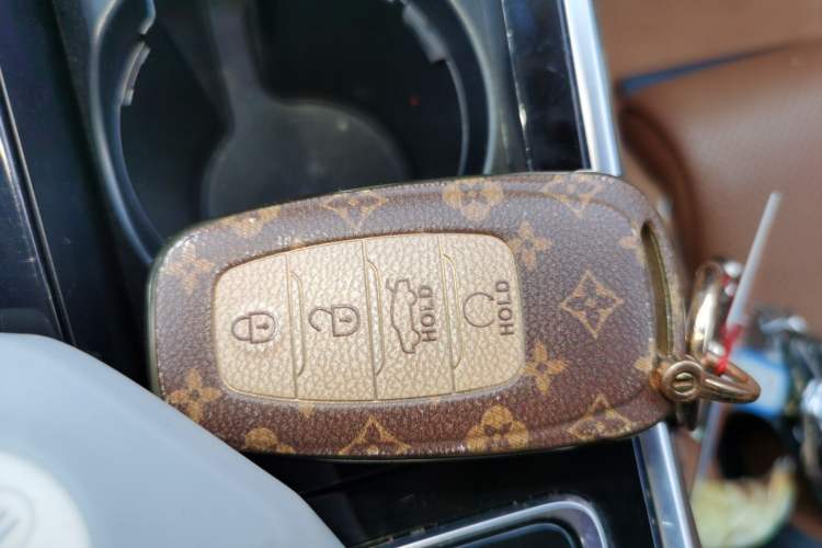 Used Hongqi H9 2020 2.0T Smart Connect Flagship Edition Vehicle Key