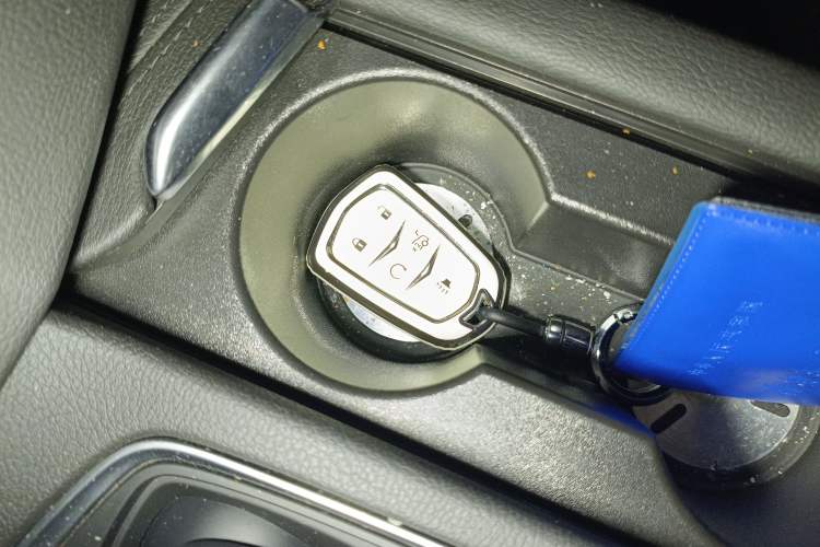 Used Cadillac XT6 2022 2.0T Six-Seater Four-Wheel Drive Luxury 120th Anniversary Limited Edition