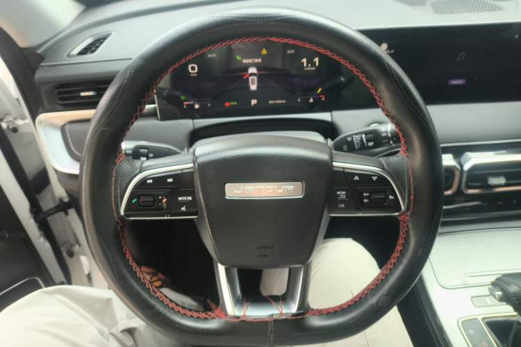 Used JETOUR X70 PLUS 2021 1.5T DCT Mountain 7-Seater
