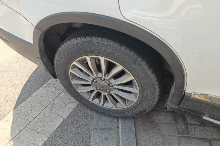 Used Haval H6 2015 Sport Edition 1.5T Automatic Two-Wheel Drive Luxury Model