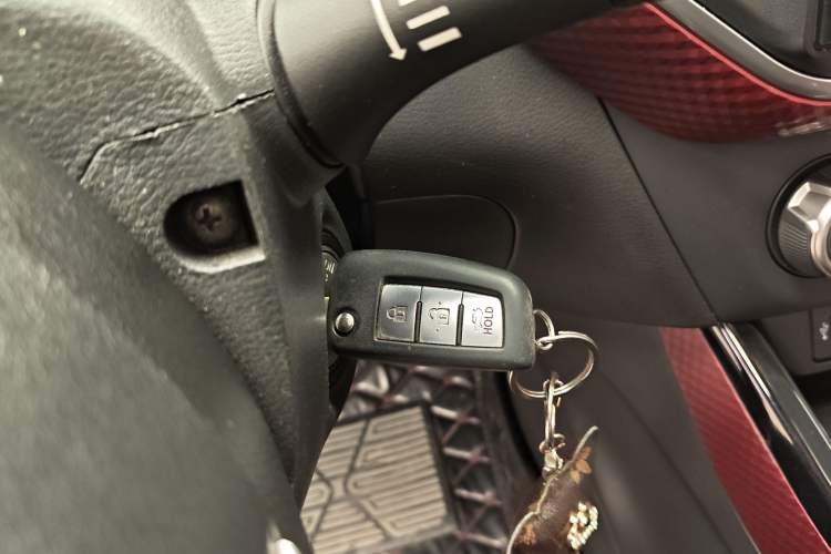 Used Nissan Lannia 2016 1.6L CVT Cool Edition Interior 1