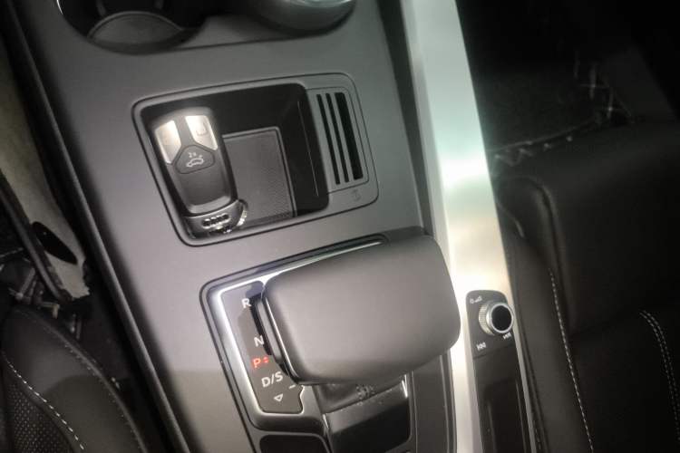 Used Audi A4L 2020 40 TFSI Fashion Dynamic Model
