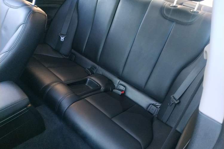 Used BMW 2 Series 2014 220i Leading Model