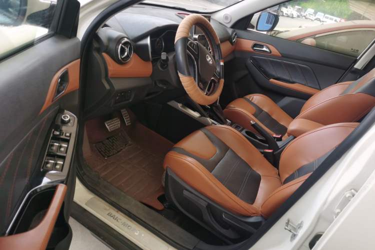 Used BAIC Senova X35 2016 1.5L Automatic Luxury Edition Driver Seat