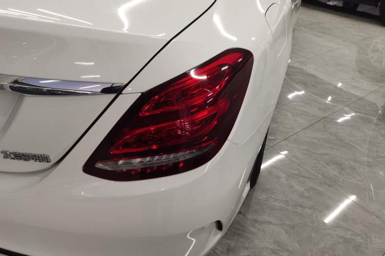 Used Mercedes-Benz C-Class 2017 Restyled C 180 L Fashion Edition Sport Version
