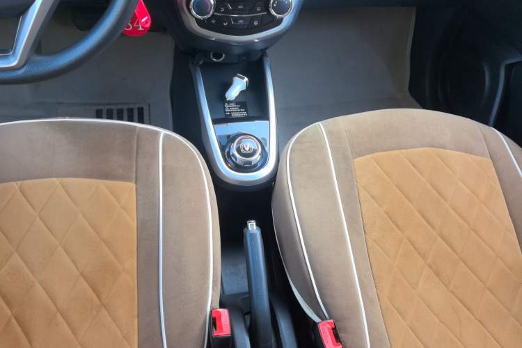 Used Changan Benni 2015 1.4L IMT Luxury Model China V Standard
