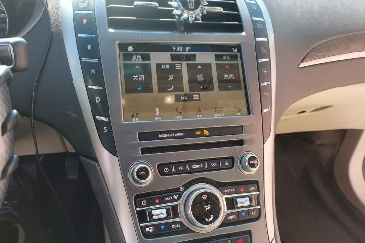 Used Lincoln MKZ 2018 2.0T Luxury Edition
