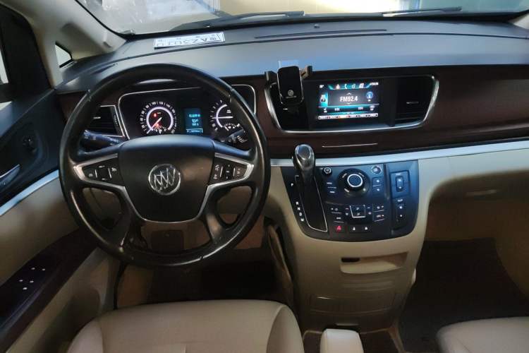 Used Buick GL8 2018 28T Luxury Model China VI Standard