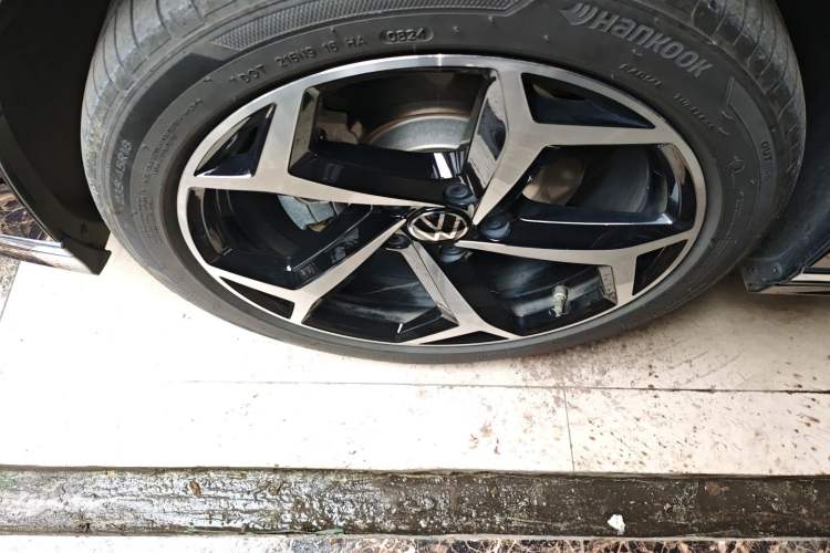 Used Volkswagen Magotan 2023 2 Million Units Commemorative Edition 330TSI DSG Luxury Version Exterior 1