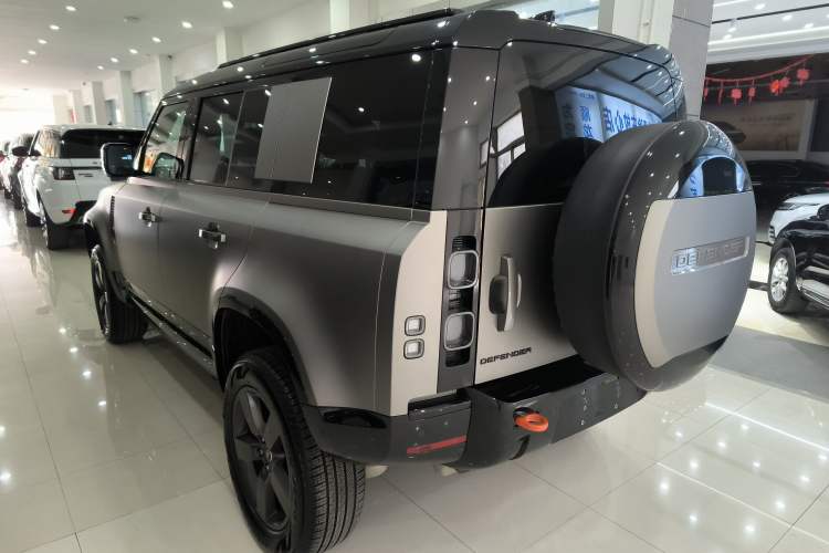 Used Land Rover Defender 2024 110 3.0T P400 X
