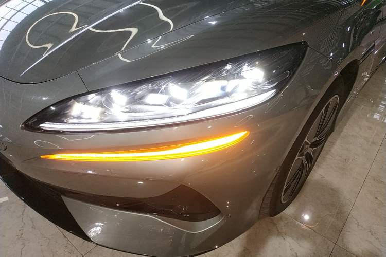 Used Denza Z9GT 2024 1100 4x4 Max First Edition