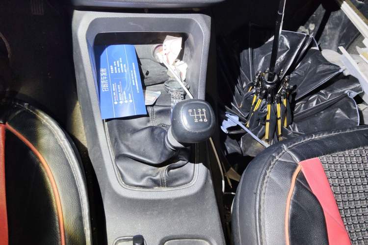 Used Wuling Hongguang 2019 1.5L S Basic Version China VI Standard LAR