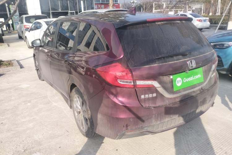 Used Honda Jade 2017 1.8L automatic Comfort version 5 seats
