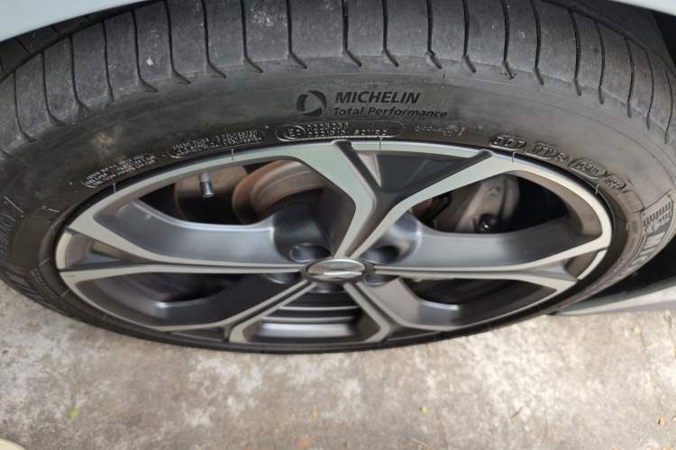 Used Nio ET5T 2024 75kWh Touring