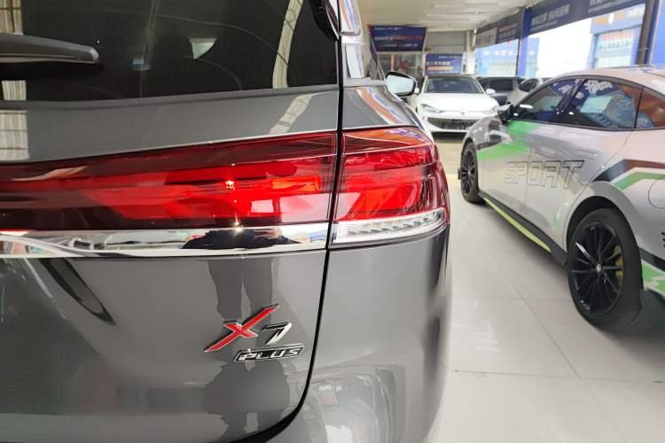 Used Changan X7 PLUS 2024 1.5T Automatic Luxury 7-Seater
