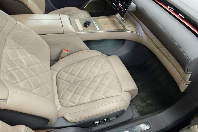 Used Nio ET9 2025 100kWh Signature Edition