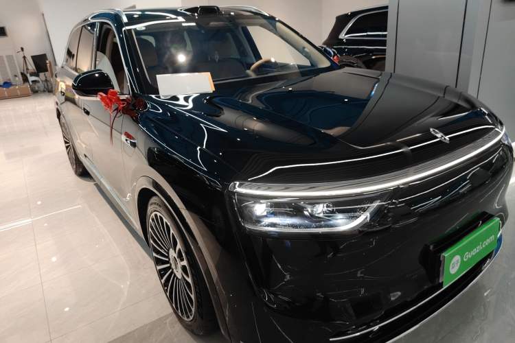 Used Hima AITO M8 2025 Extended-Range Ultra Version 53.4 kWh 6-Seater Edition
