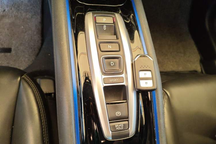 Used Everus VE-1 2020 Travel Edition
