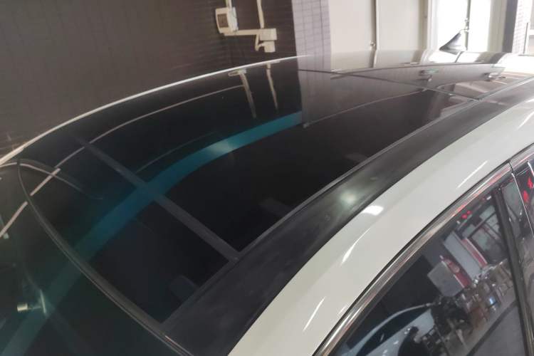 Used CHANGAN Raeton CC 2018 1.5T Automatic Elegant Starry Edition China V Standard
