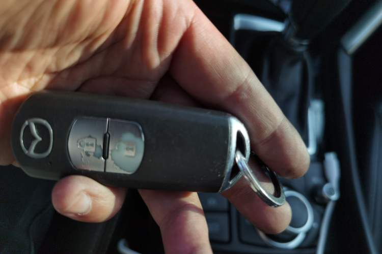 Used Mazda CX-4 2016 2.0L Automatic 2WD Blue Sky Luxury Edition