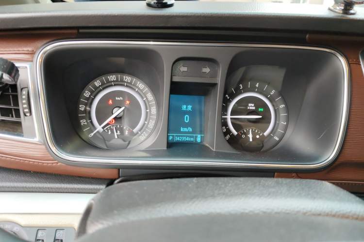 Used Buick GL8 2017 25S Luxury Version China V Standard Instrument Cluster