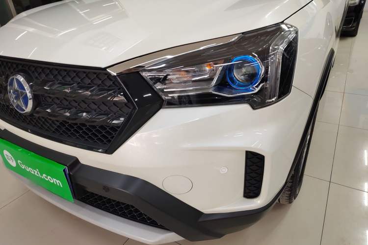 Used Venucia T60 2020 1.6L CVT Smart Drive Version China VI Standard
