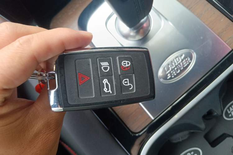 Used Land Rover Discovery Sport New Energy 2022 Facelifted P300e Plug-in Hybrid Electric Version