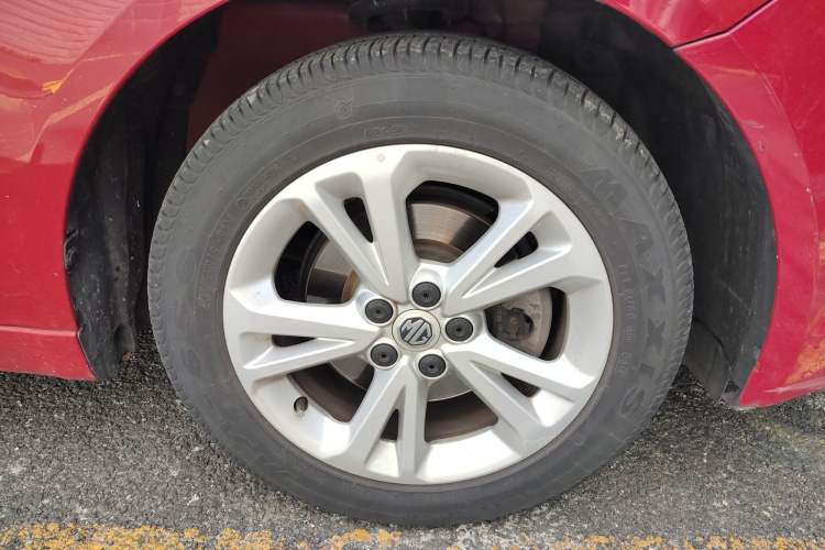 Used MG GT 2016 1.5L Automatic Value-Added Luxury Edition Right Front Wheel Hub