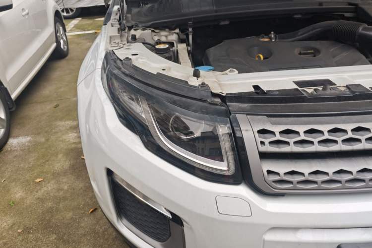 Used Land Rover Range Evoque 2017 2.0T PURE Style Edition Right Front Headlight