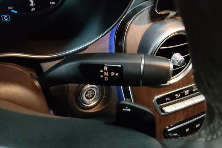 Used Mercedes-Benz GLC 2021 GLC 300 L 4MATIC Dynamic Model
