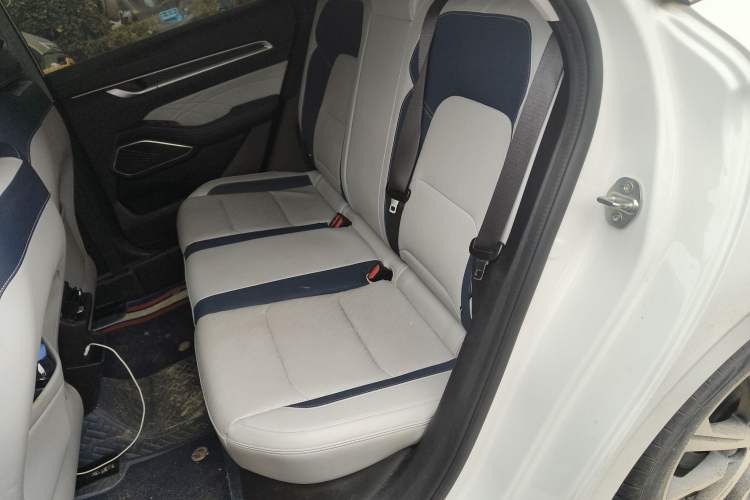 Used Geely Auto Emgrand 2022 4th Generation 1.5L CVT Flagship Model
