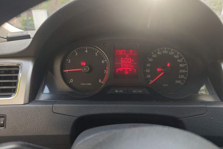 Used Volkswagen Santana 2015 1.6L Automatic Comfort Edition
