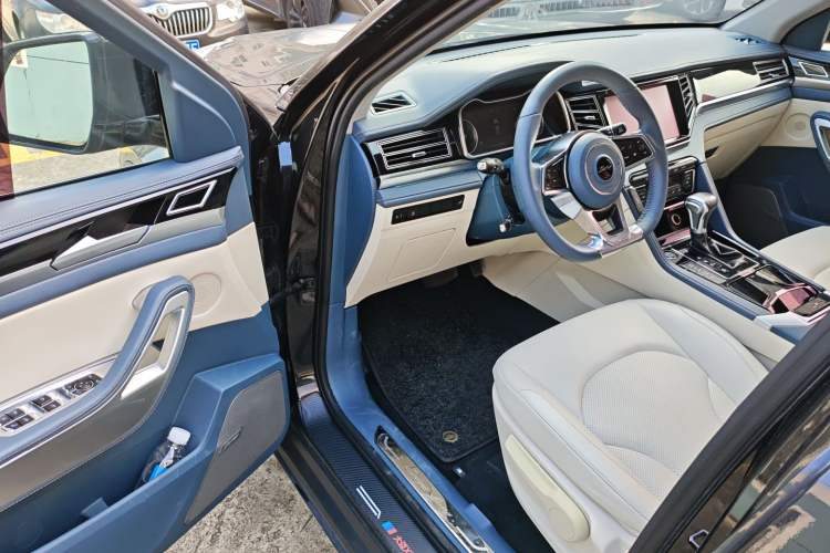 Used Zotye Domy X7 2017 1.8T DCT Prestige Model
