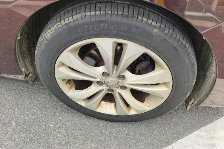 Used GAC Trumpchi GA6 2016 235T DCT Elite Edition Right Front Wheel Hub