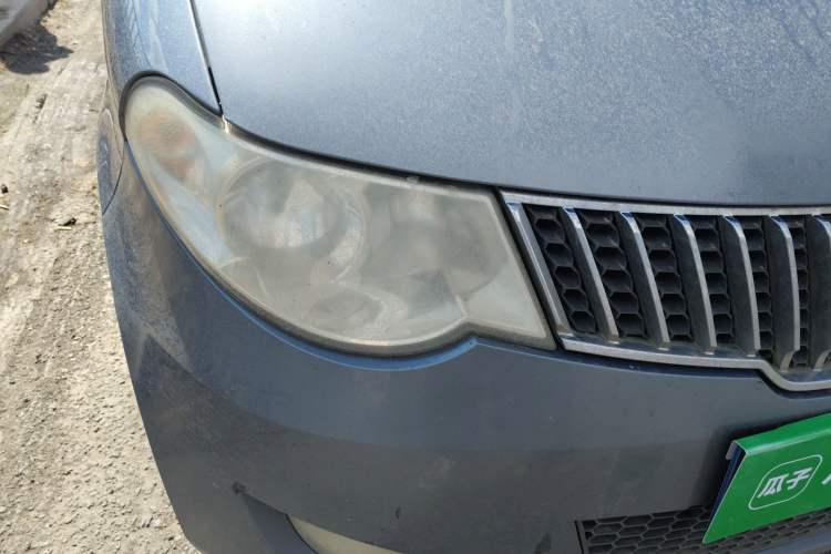 Used Wuling Hongguang 2014 1.2L Standard Model China IV