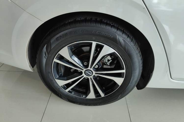 Used Nissan Sylphy 2023 1.6L CVT Enjoyment Edition Exterior 3