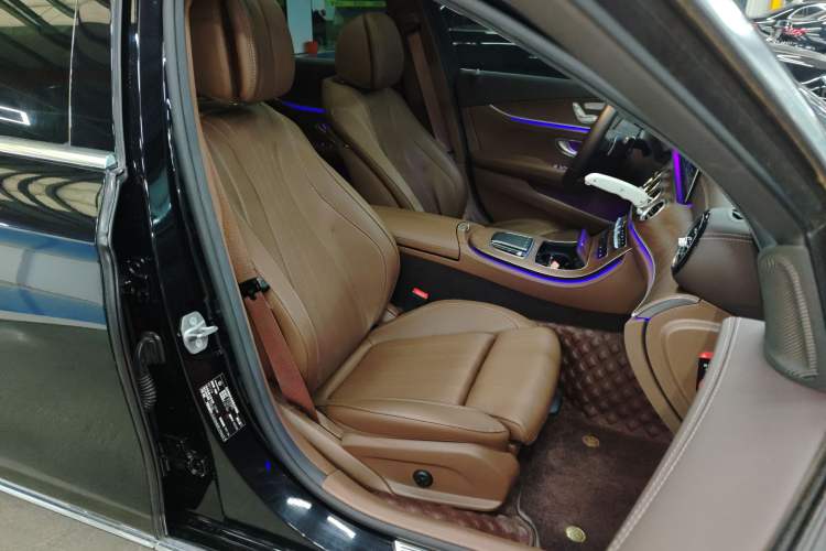 Used Mercedes-Benz E-Class 2023 Facelift E 260 L Right Front Seat