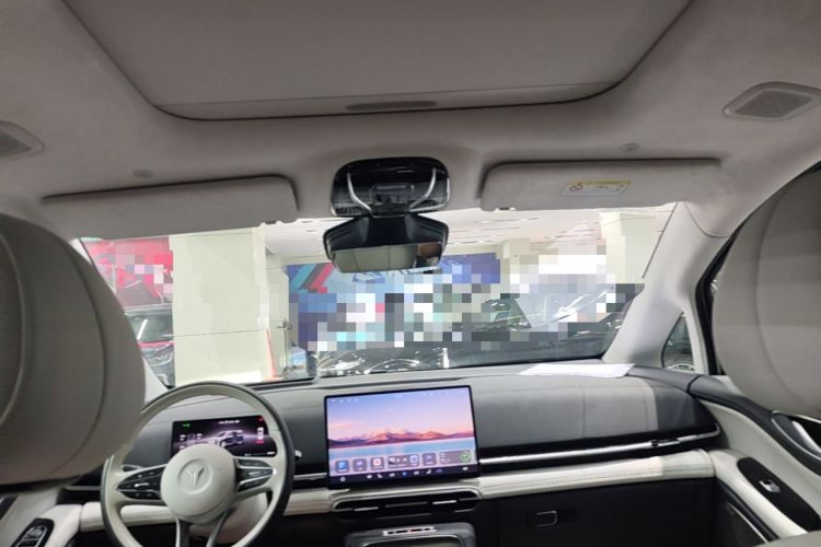 Used VOYAH Dream 2025 EV Four-Wheel-Drive Flagship Qiankun Version
