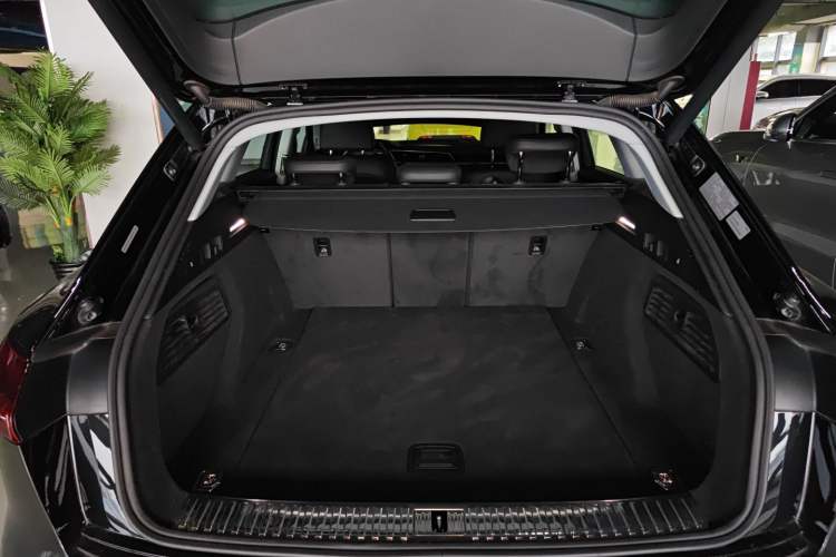 Used Audi e-tron 2019 55 quattro Technology Edition