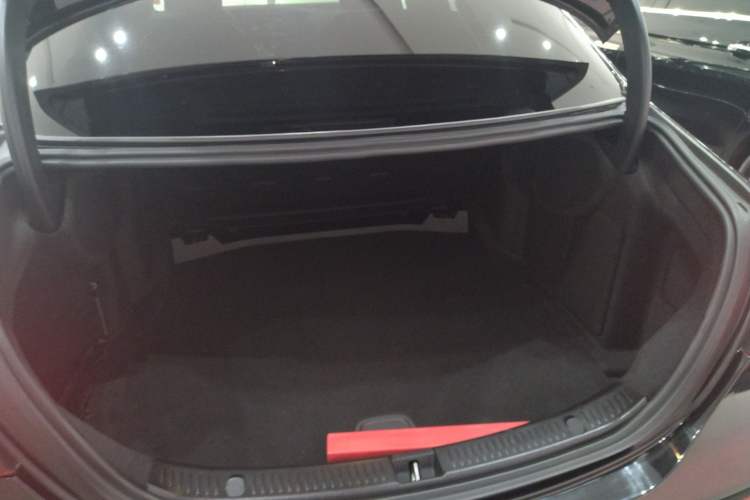 Used Mercedes-Benz E-Class 2020 E 300 L Stylish Model
