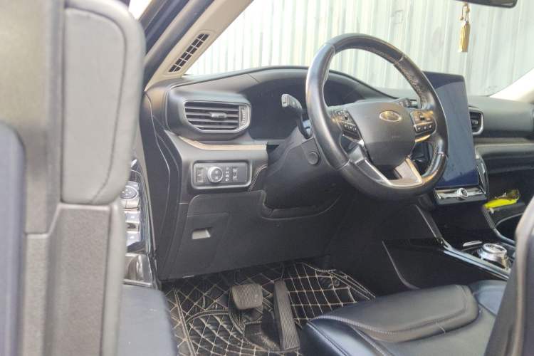 Used Ford Explorer 2020 EcoBoost 285 4x4 Platinum Edition 7-Seater