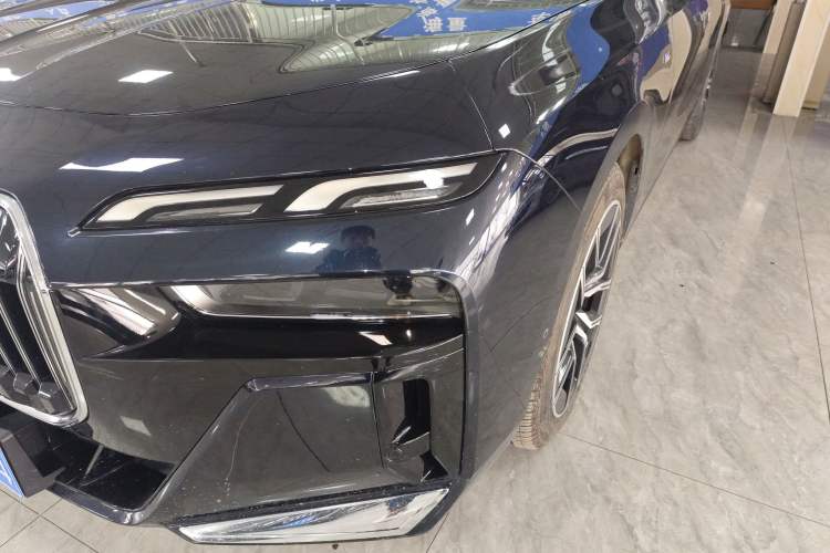 Used BMW 7 Series 2023 735Li M Sport Package
