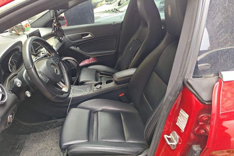 Used Mercedes-Benz CLA 2015 CLA 200 Left Front Seat