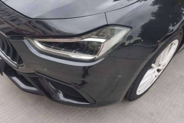 Used Maserati Ghibli 2014 3.0T Standard Edition Left Front Headlight