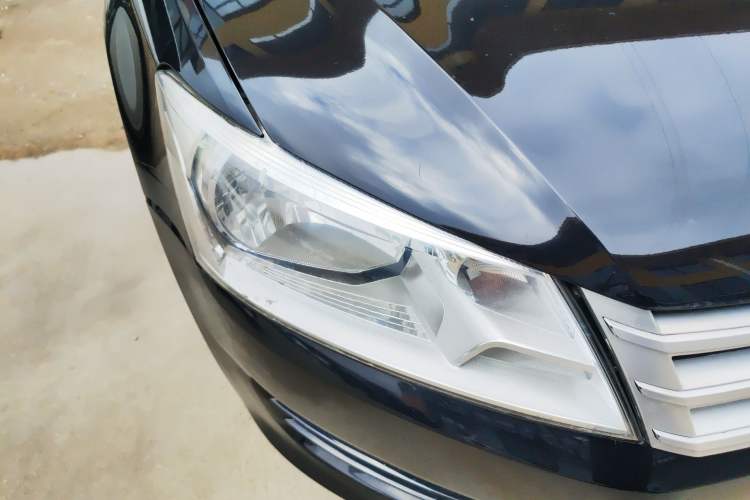 Used Volkswagen Santana 2013 1.6L Manual Fashion Edition Right Front Headlight