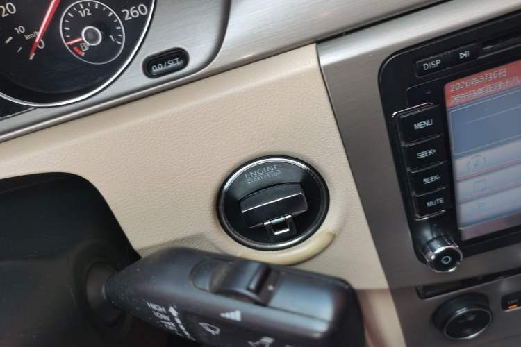 Used Volkswagen Magotan 2013 1.8TSI Luxury Model Vehicle Key