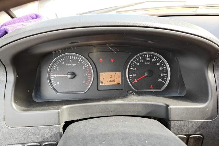 Used FORTHING Lingzhi 2014 V3 1.5L 7-Seater Standard Model II Instrument Cluster