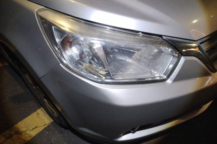 Used Venucia D50 2012 1.6L Manual Luxury Edition
